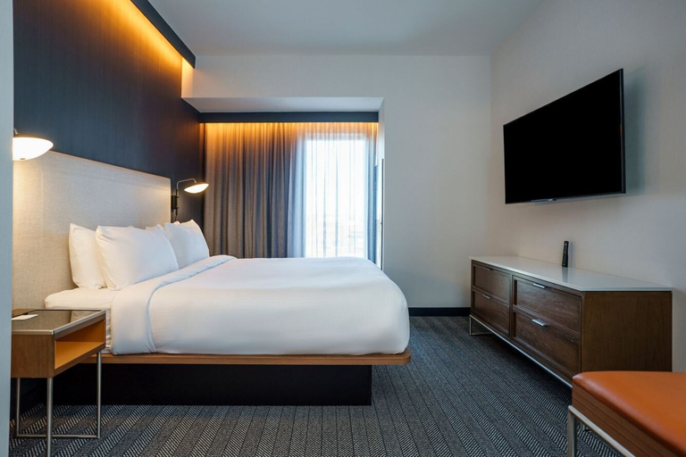 Bedroom 2, Courtyard by Marriott Huntsville-Madison, Madison