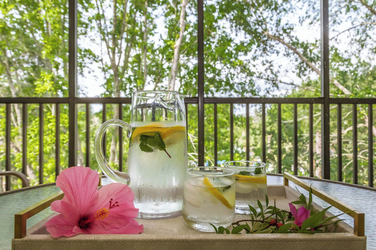 Food & Drinks, Grand Getaway at Bahama Bay Penthouse Life, Polk