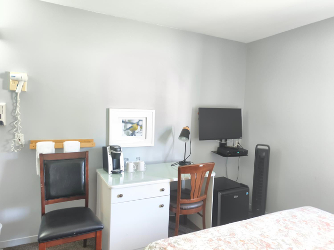 Bedroom 2, Hotel Le Pionnier, La Haute-Côte-Nord
