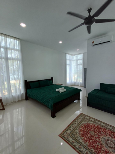 Bedroom 2, Mengkuang Villa - Family Deluxe Room, Setiu