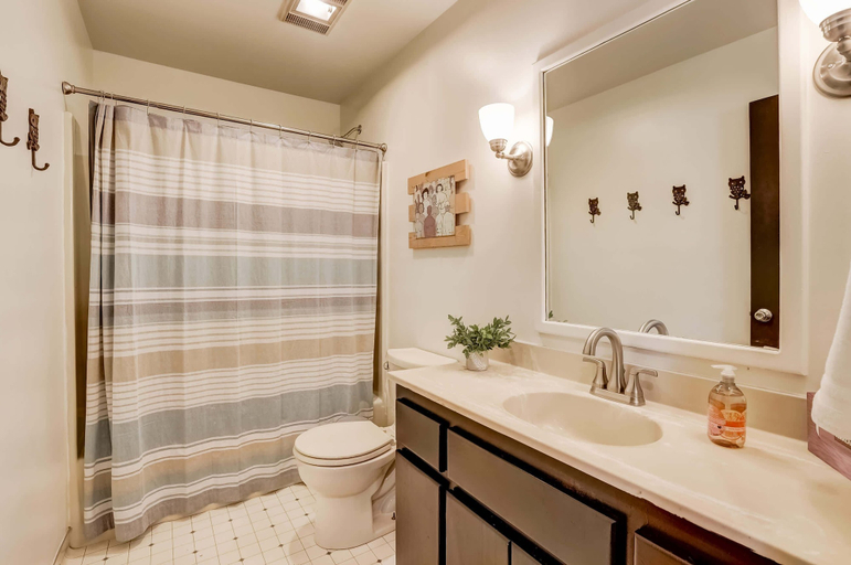 Bathroom 4, Rustic Haven - Hot tub & Pet Friendly, El Dorado