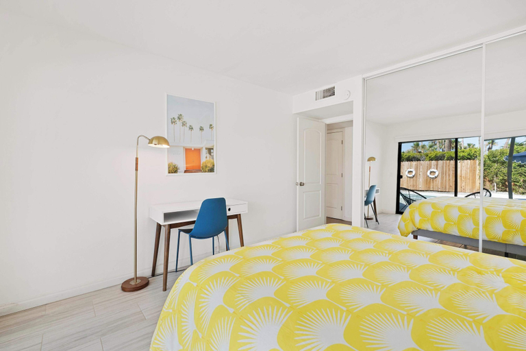 Bedroom 3, Aurora Oasis Stylish 4 BDR, Riverside