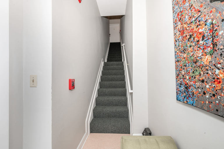 Others 5, The Heart of Madison Suites, Kenton