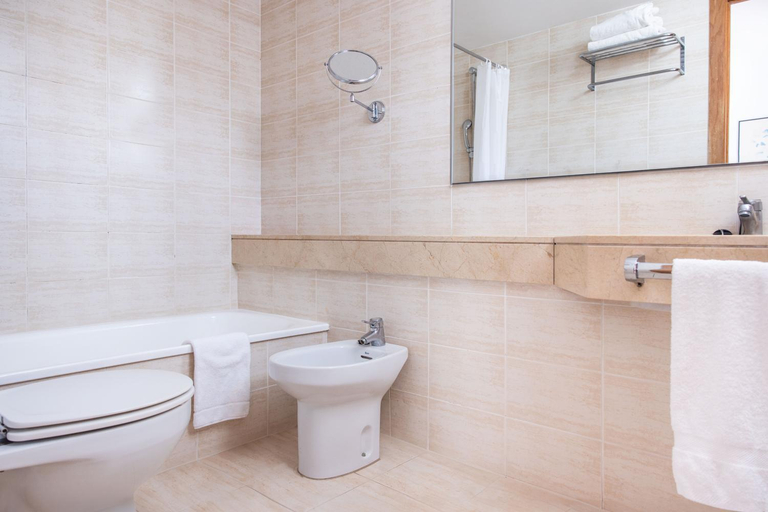 Bathroom 5, RVHotels Mar de Tossa, Girona