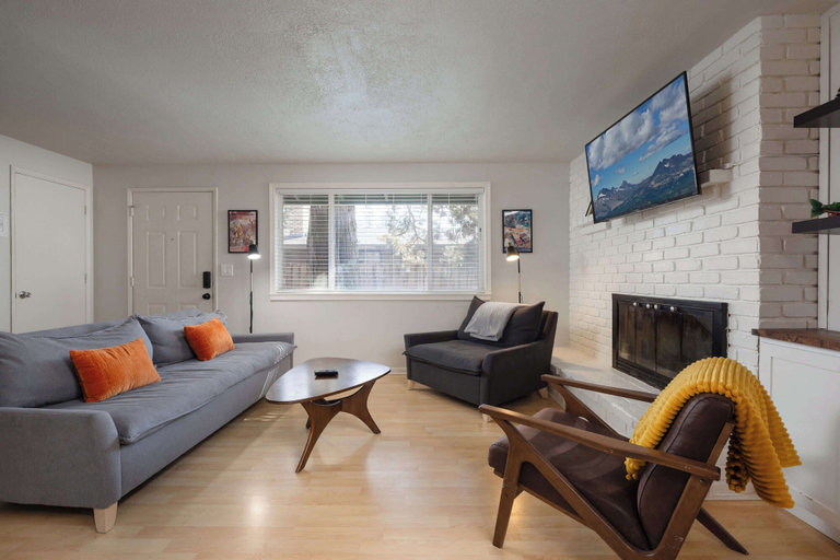 Others 1, 10min to Downtown Bend Chic 2bdr, Deschutes