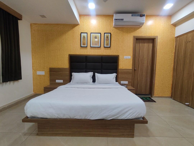 Bedroom 3, Hotel Newyork Inn, Anand