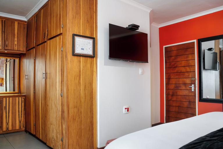 Bedroom 3, Yalla Yalla Boutique Hotel, Nkangala