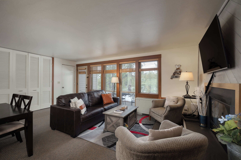 Others 1, Cozy Cascade Retreat - For 4!, Deschutes