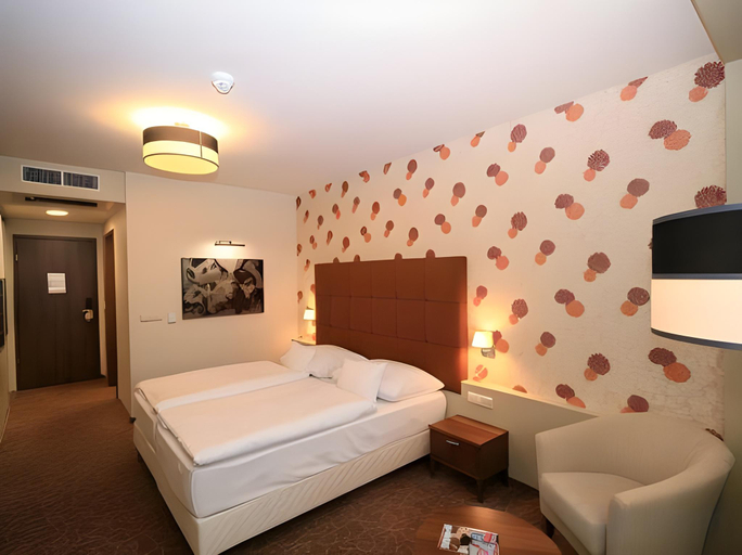 Bedroom 3, Corso Hotel Pécs, Pécs