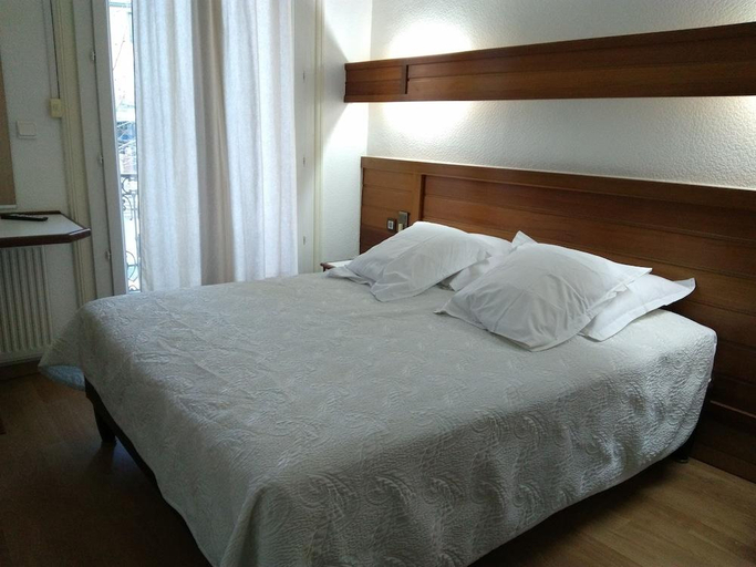 Bedroom 3, Hotel Belleville, Hérault