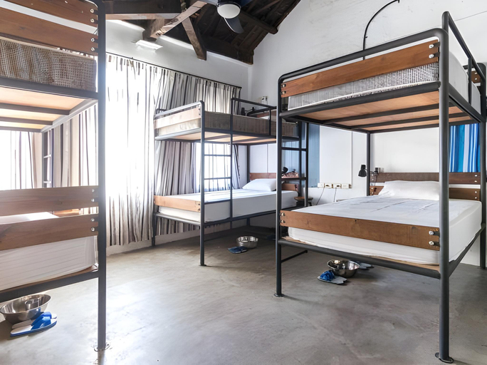 Bedroom 2, Pisces Youth Hostel, Taitung