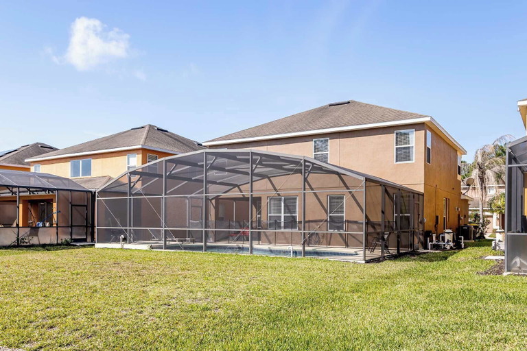 Exterior & Views 2, Sunrise Oasis Resort Home for 10!, Polk