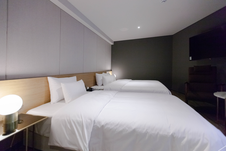Bedroom 3, Brown Dot Hotel Hadan, Sasang