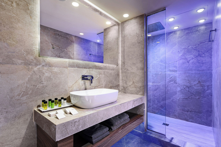 Bathroom 5, So White Beach Resort