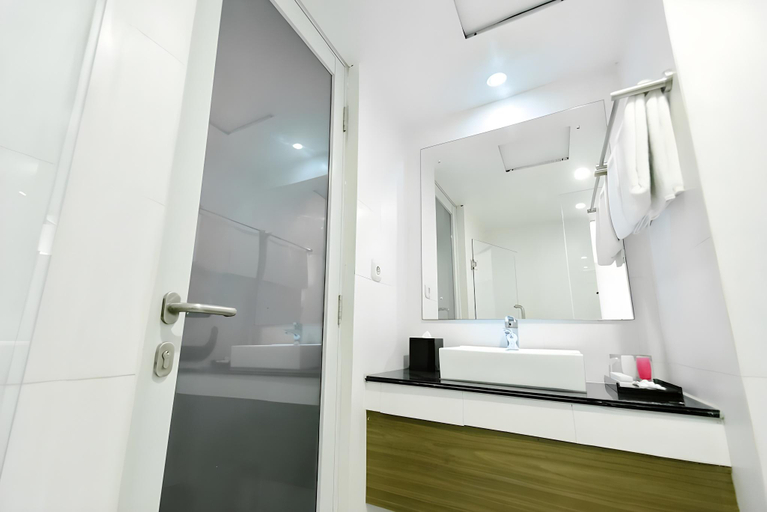 5, Imperial Hotel, Bekasi