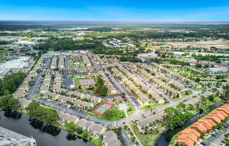 Others 4, The Turtle Nest Resort Condo w/ Pool!, Bay