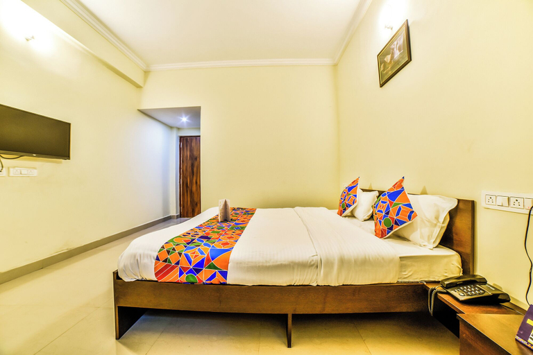 Room 2, Hotel Spring Height Near Mall De Goa, North Goa