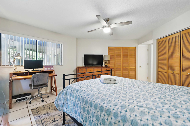 Bedroom 3, Hibiscus By the Sea - Stay for 5, Saint Johns