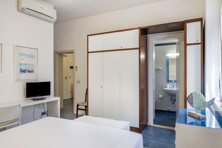 Others 4, Residence I Mari, Grosseto