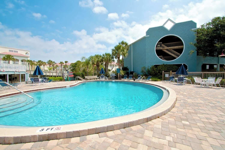 Sport & Beauty 3, Ocean Hibiscus Retreat For 8, Saint Johns