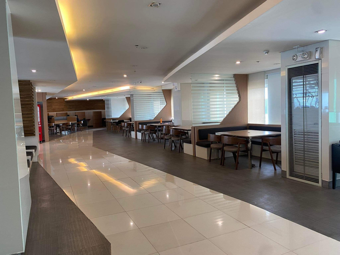 Food & Drinks, Green Residences Taft Ave. by darpm, Manila City