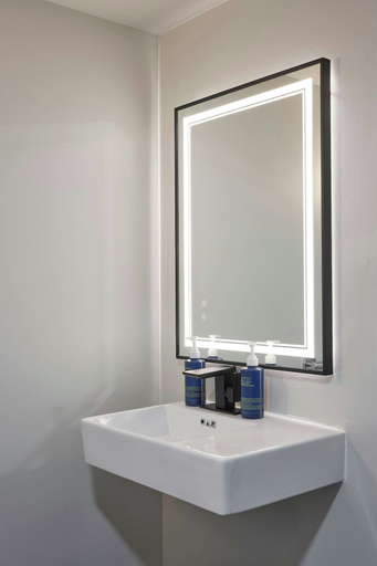 Bathroom 4, Four Points by Sheraton Englewood, Arapahoe