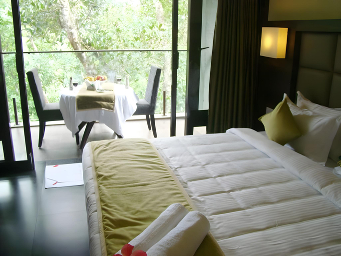 Bedroom 3, The Mountain Courtyard, Idukki