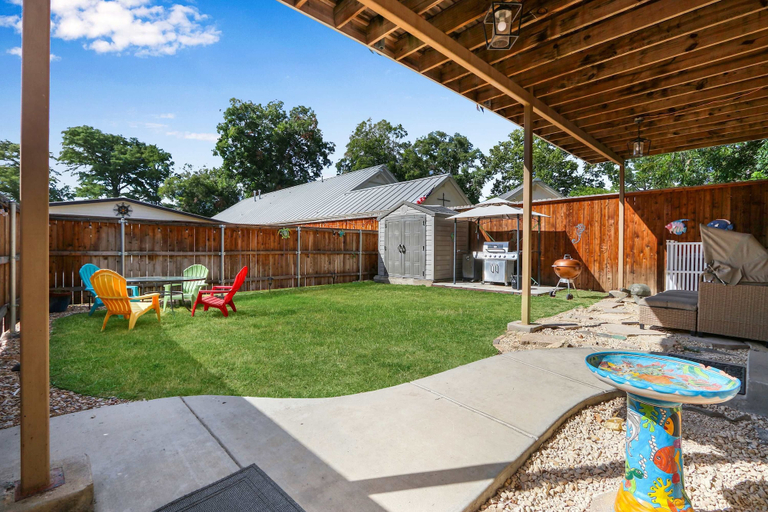 Others 5, Spacious Retreat & Game Room Sleeps 12, Guadalupe