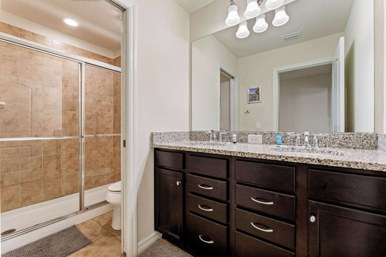 Bathroom 3, Loft & Leisure Villa 6 Bdrs!, Osceola
