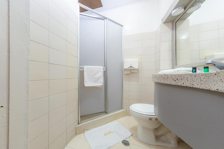 Bathroom 4, Hotel Escorial, Manizales