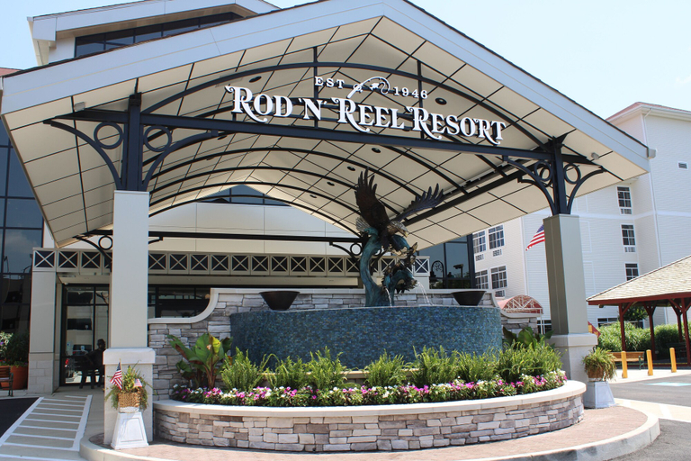 Exterior & Views 2, Rod 'N' Reel Resort, Calvert