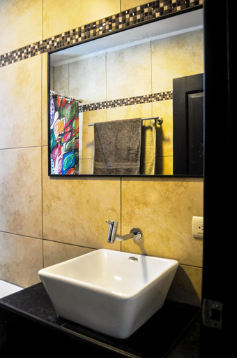 Bathroom 5, Blue Ocean Apartments Chipipe, Salinas