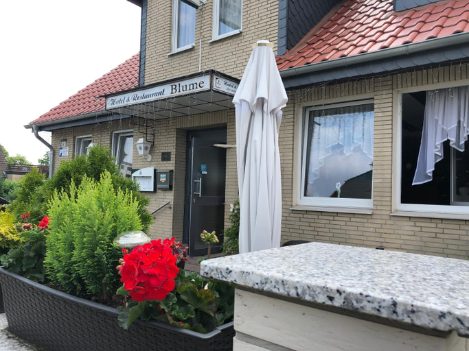Exterior & Views, Hotel & Restaurant Blume, Wolfsburg