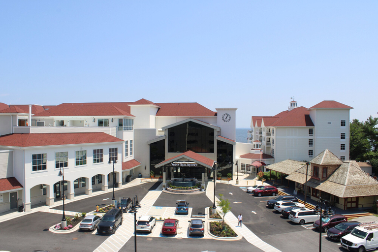 Exterior & Views 2, Rod 'N' Reel Resort, Calvert