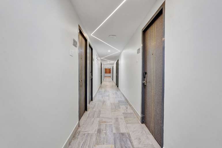 Others 5, The K11 Hotels, Chennai