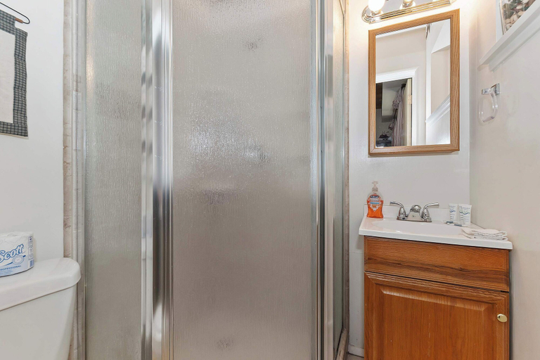 Bathroom 4, Bow N Arrow Lodge For 8!, San Bernardino