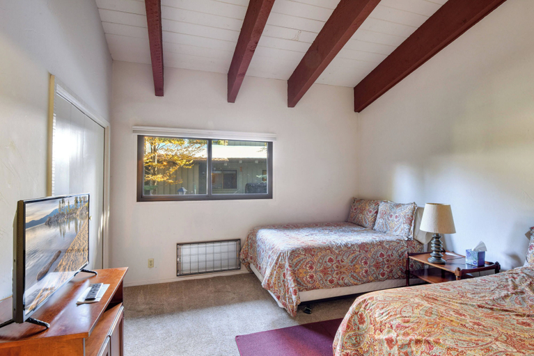Bedroom, Waters Edge Escape Patio w/ Bbq, Near Beach, El Dorado