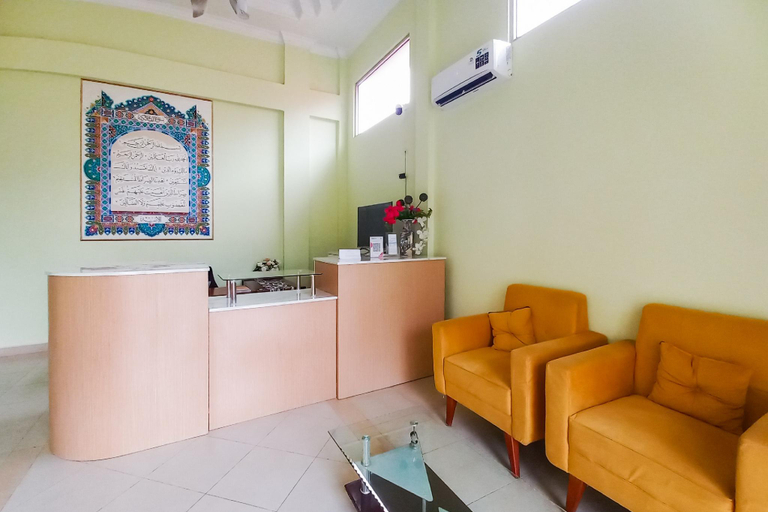 Public Area 3, RedDoorz Syariah @ UIN Suska GuestHouse, Pekanbaru