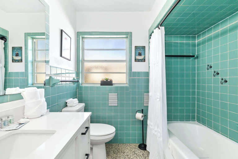 Bathroom 4, Sunny Side Up A Charming Retreat!, Hillsborough