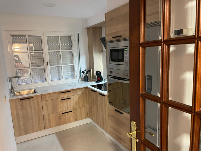 Others 4, Apartamentos Demar Luis Casais, Pontevedra