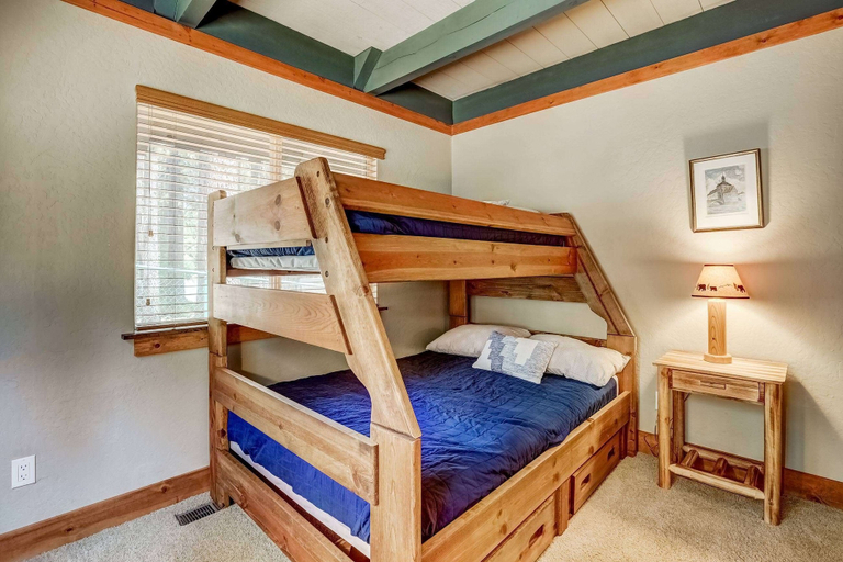 Bedroom 4, Bear Pause 4BR Large Deck & Balcony, El Dorado