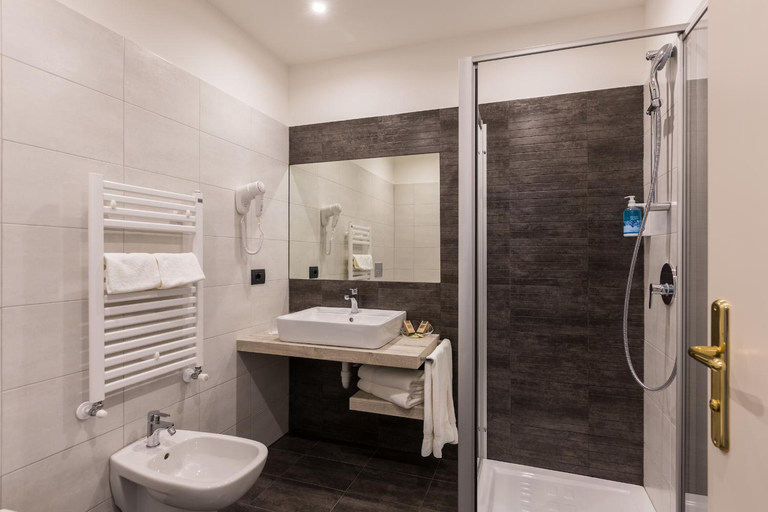 Bathroom 5, Hotel Brione Green Resort, Trento