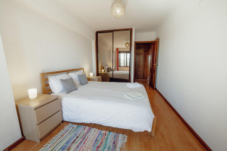 Room 3, Matosinhos SEA Side 2BD by Vacationy, Matosinhos
