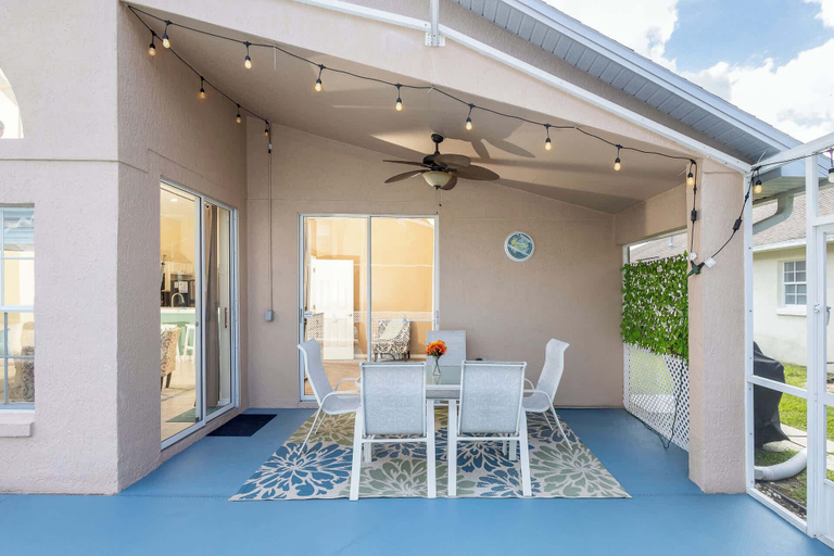 Others 5, Beachy Retreat, Osceola