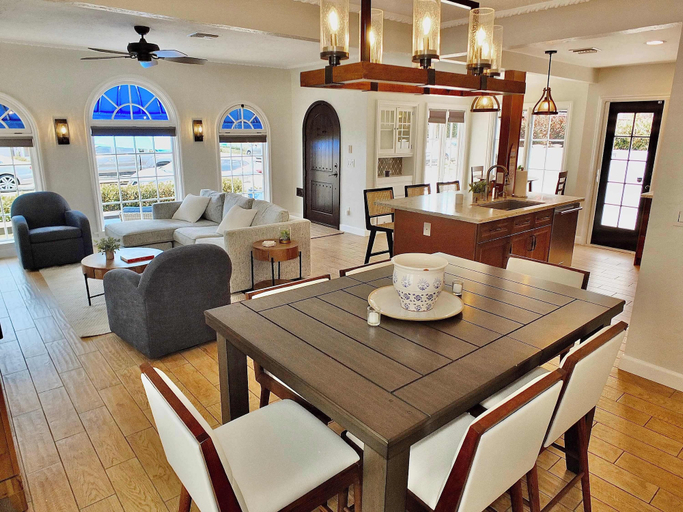 Food & Drinks 4, Belmont Shore Beach House, Los Angeles