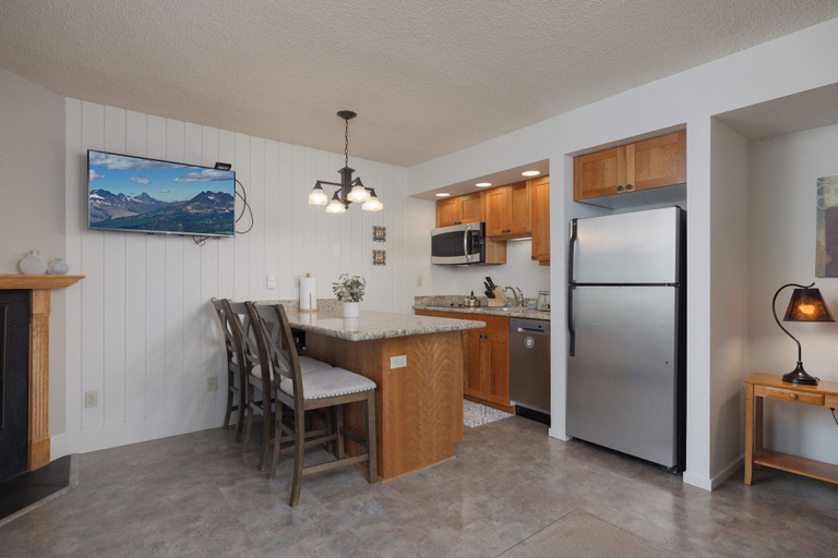 Others 5, Ponderosa Vista Resort Condo!, Deschutes