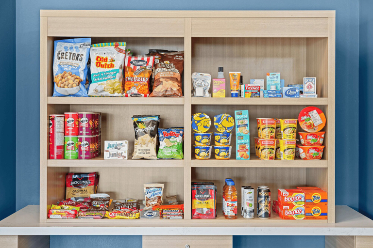 Food & Drinks 4, Home Inn and Suites Regina Airport, Division No. 6