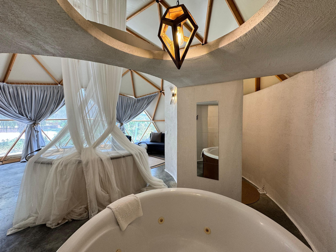 Room 2, In Out Resort Glamping, Antalya