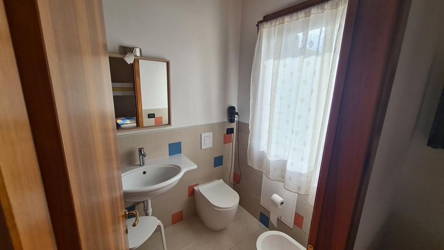 Bathroom 2, Agriturismo L'Albara - Wines, Pool & SPA, Vicenza
