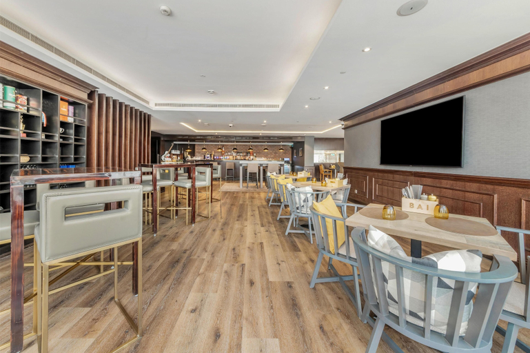 Food & Drinks 4, Radisson Blu Hotel, Dubai Canal View, Dubai